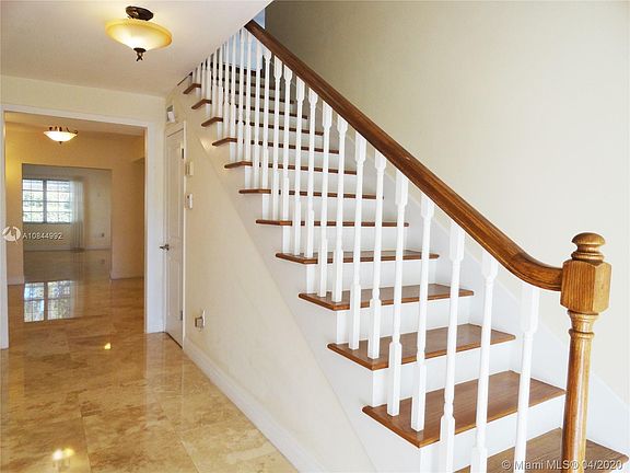 2nd image of 5521 Sardinia St