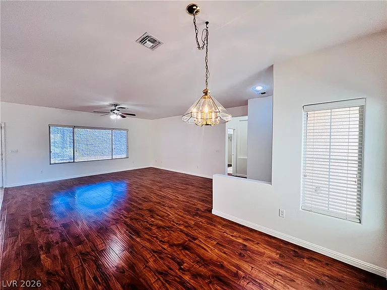 3047 Hickory Valley Rd — Photo 5