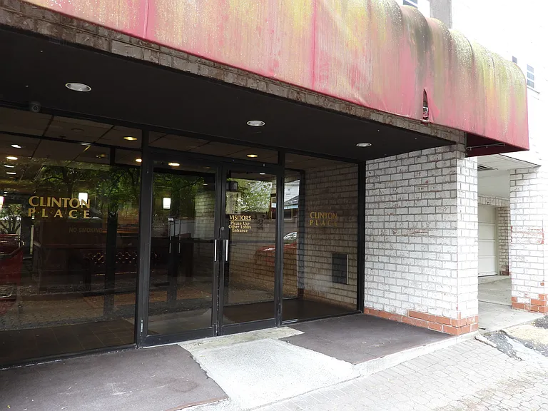 55 Clinton Pl #301 — Photo 4