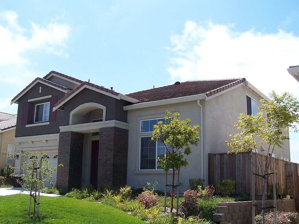 Huge house with Partial Bay View