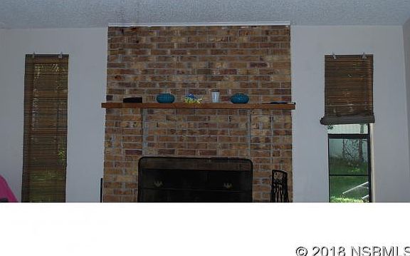 3rd image of 3231 Vista Palm Dr