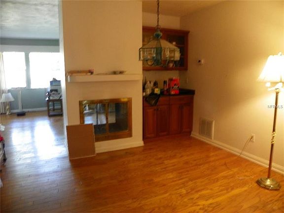 4th image of 605 Palm Ave