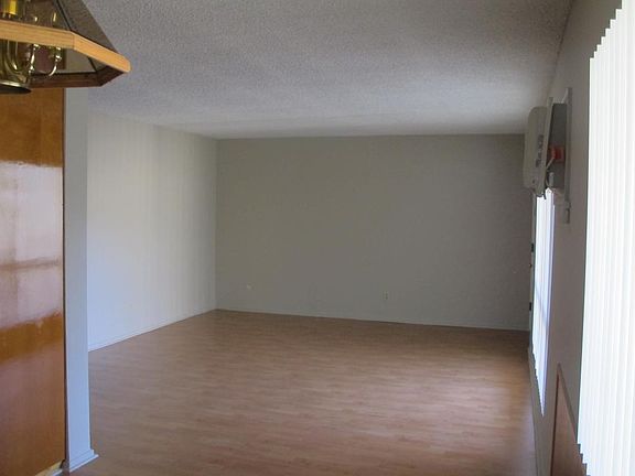 5th image of 227 N Kenwood St APT 9