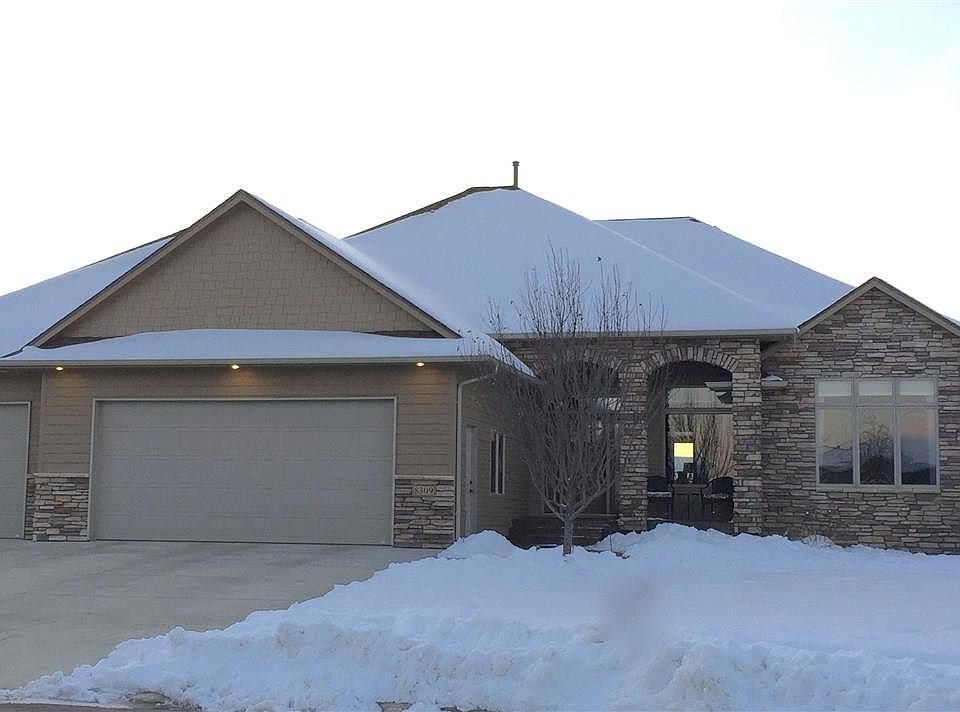 1st image of 8309 S Spice Hill Cir