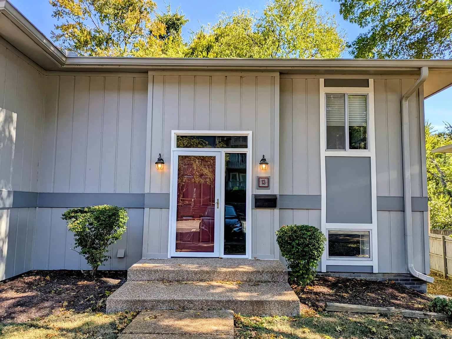 3 bed, 1472 sqft, $2,600 — Photo 1