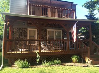 902 Smith Ave, Lansing, MI 48910