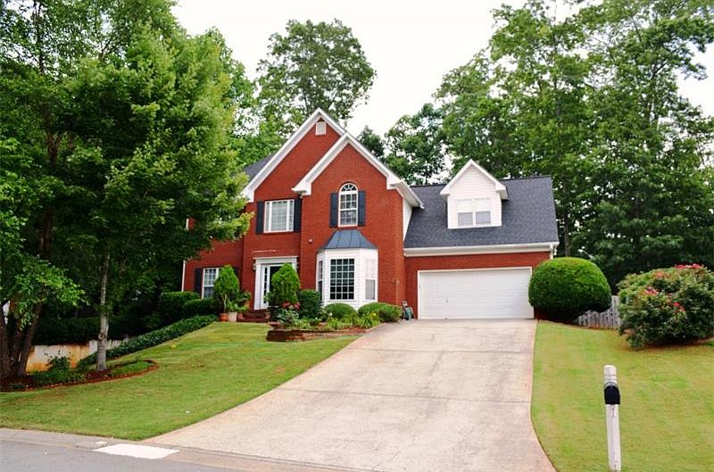 1st image of 2747 Brook Forest Dr