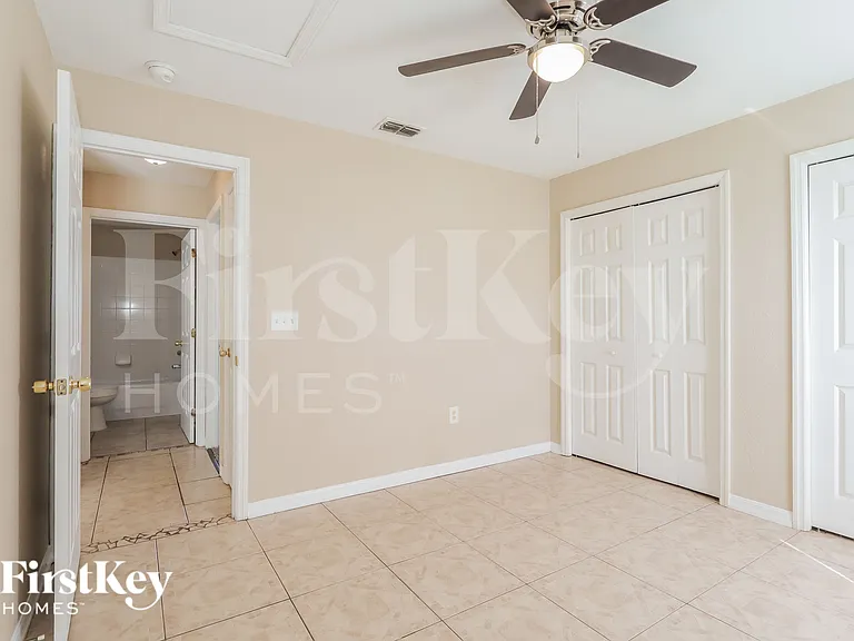 8189 Oakhurst Blvd — Photo 11