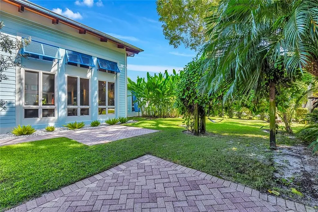 3 bed, 3.5 bath, 3022 sqft, $30,000 — Photo 4
