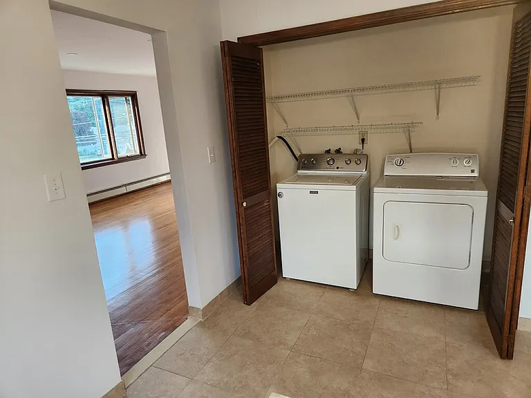 212 Falmouth Ave #2 — Photo 5