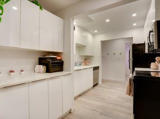 1544 Fir St #105, White Rock, BC