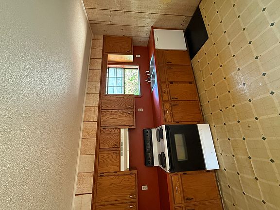 2nd image of 347 Watson Rd #21