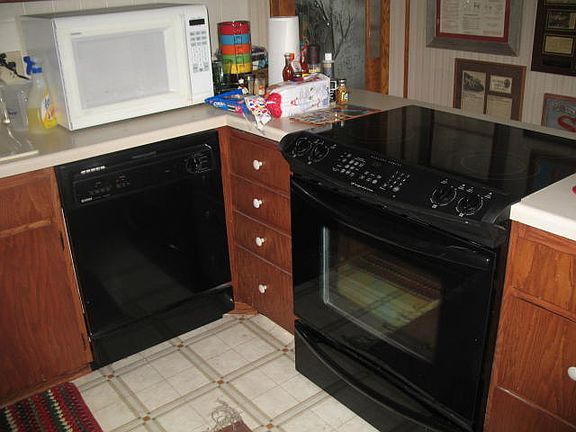 3rd image of 1336 Skyline Dr