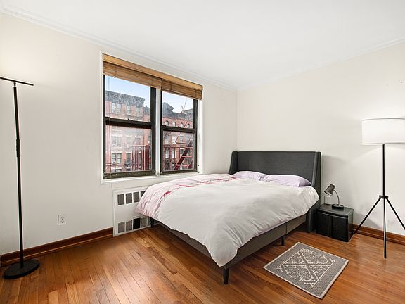 5th image of 1420 York Ave APT 4R