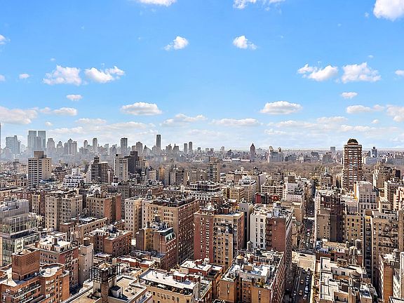 5th image of 171 E 84th St APT 36E