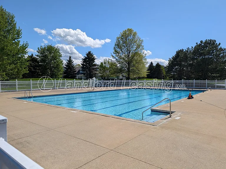33317 Fairport Dr — Photo 18