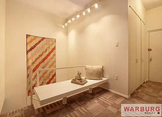 Sold by Warburg | media 28