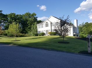 42 Bear Hill Rd, Pelham, NH 03076