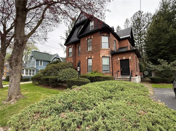 12 Tilton Ave, Oneonta, NY 13820
