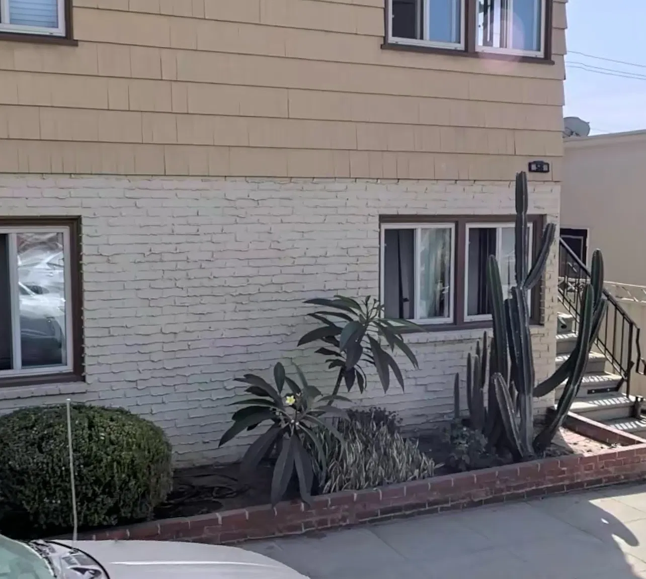Studio, 350 sqft, $1,795 — Photo 1