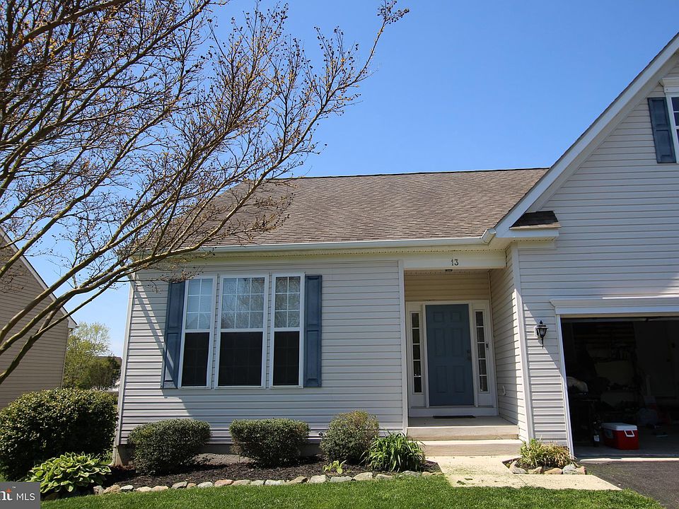 1st image of 13 Wanoma Cir