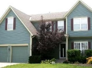 16330 S Parkwood St, Olathe, KS 66062