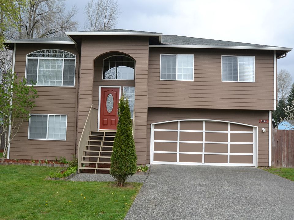 1st image of 5119 102nd Pl NE