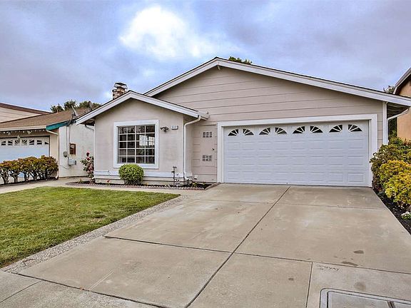2nd image of 3112 Courthouse Dr