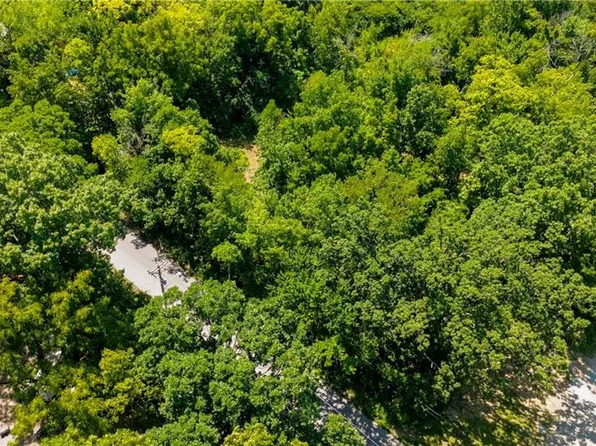 1610 Menown Ave, Independence, MO 64052