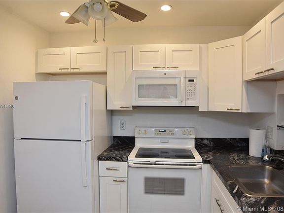 5th image of 8840 Royal Palm Blvd APT 204-7