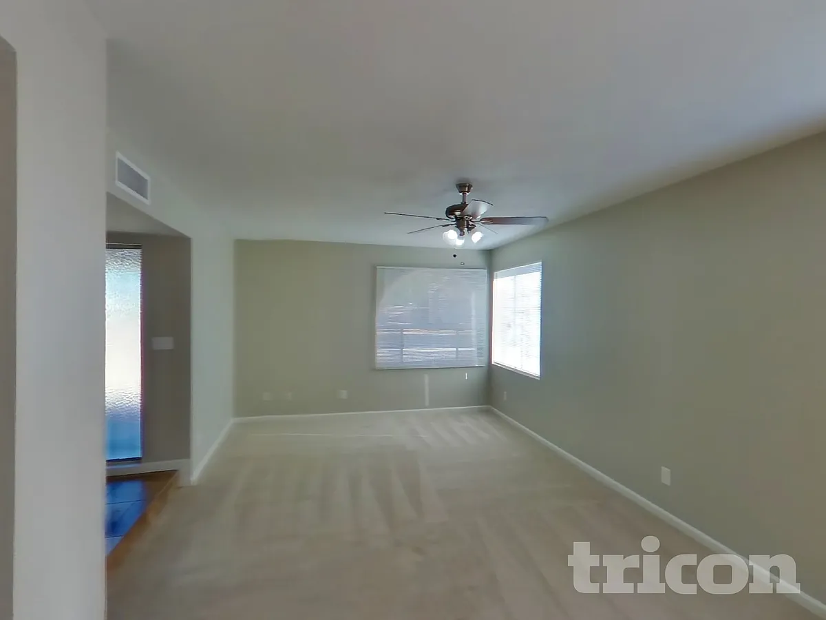 Building Photo - 6317 W Desert Hills Dr