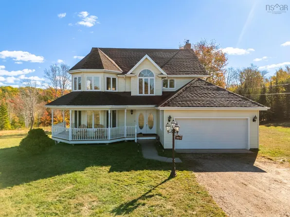 12 Homecrest Ter, Yarmouth, NS B5A 0G8