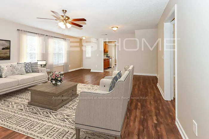 220 Beckman St — Photo 5