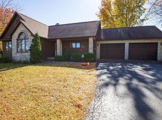 405 W Wachter Rd, Galena, IL 61036