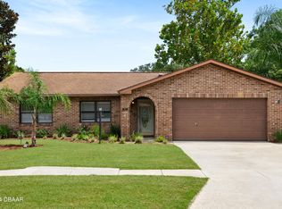 77 Raintree Dr, Port Orange, FL 32127