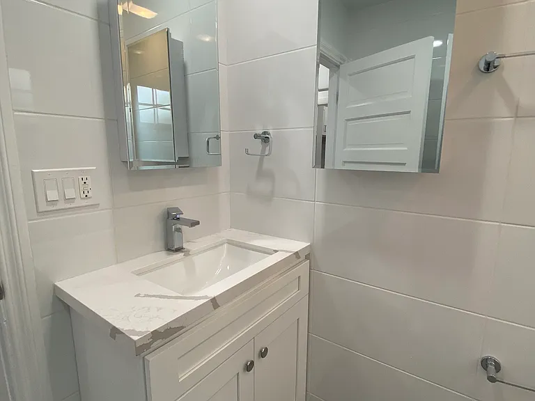 2114 Bonsallo Ave #2 — Photo 11