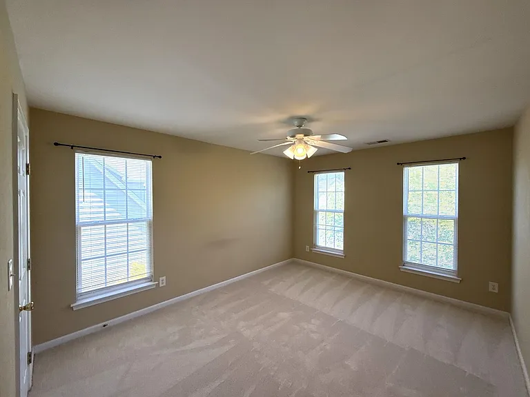 2140 Pineapple Ct — Photo 13