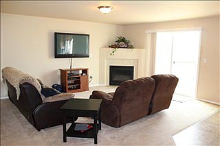 3rd image of 530 S Joslin Pl
