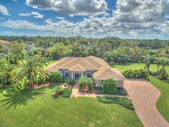 2nd image of 3760 Ramblewood Ct