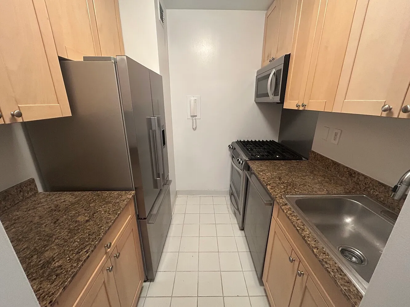 115 East 34th Street — Photo 4