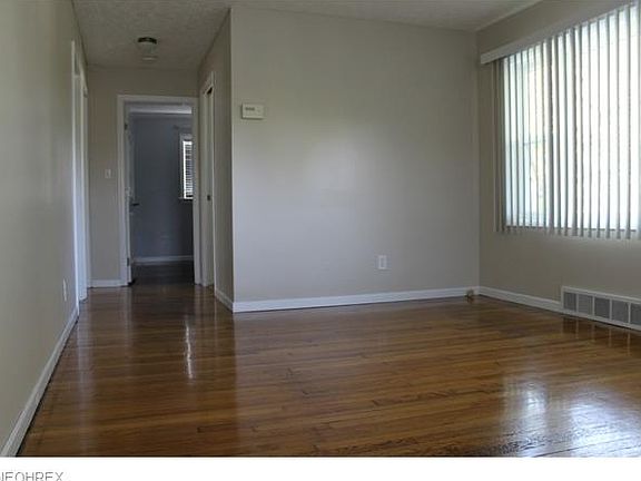 5th image of 4768 Glenwood Dr