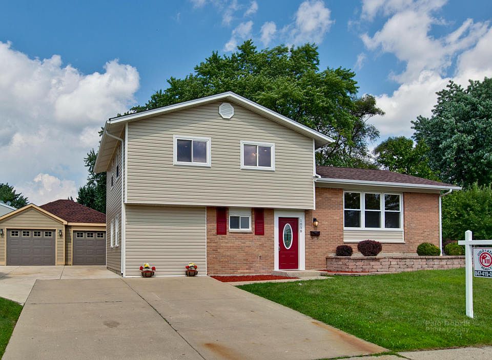 1st image of 1058 E Anderson Dr