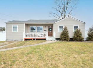 57 Wilson St, Brentwood, NY 11717