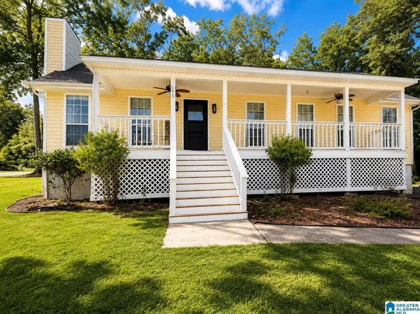 1480 7th Ave, Calera, AL 35040