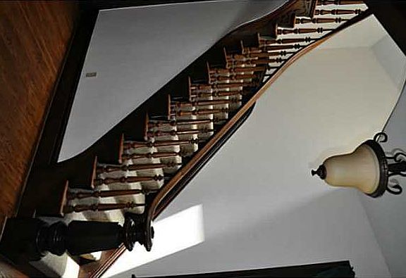 3rd image of 207 E Church St