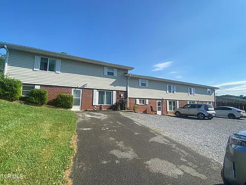 160 Kathy Ave #10 Photo 1