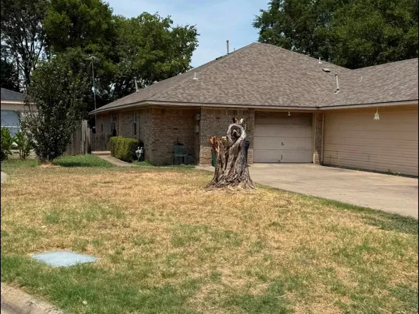 408 Casie Ct #408, Denton, TX 76207