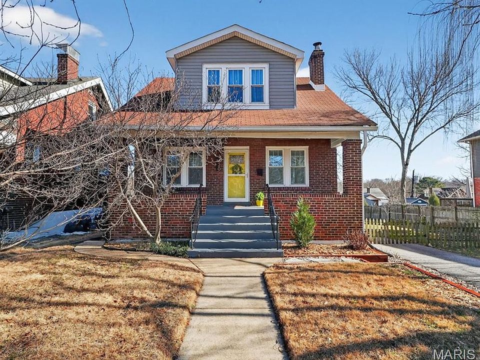 1st image of 1420 Bredell Ave