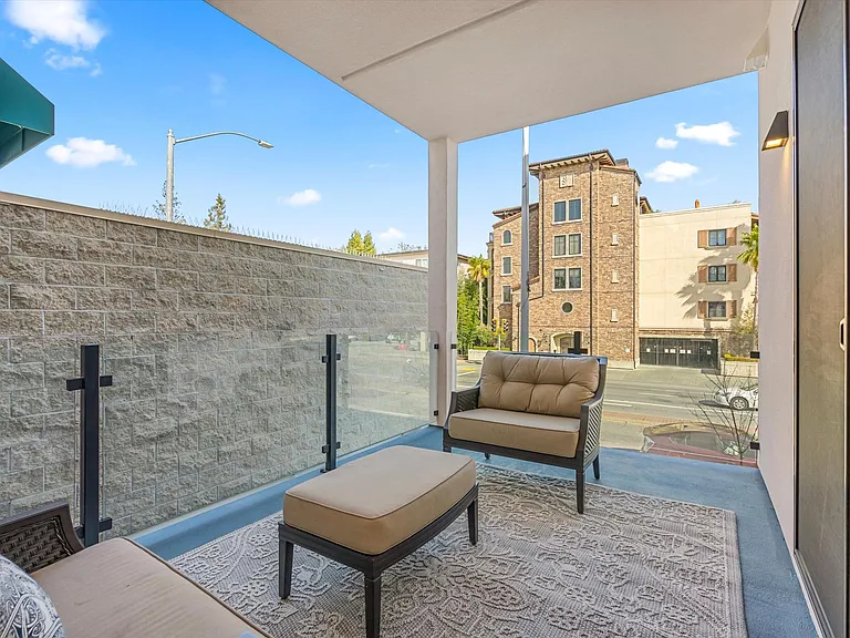 908 Woodside Rd — Photo 24