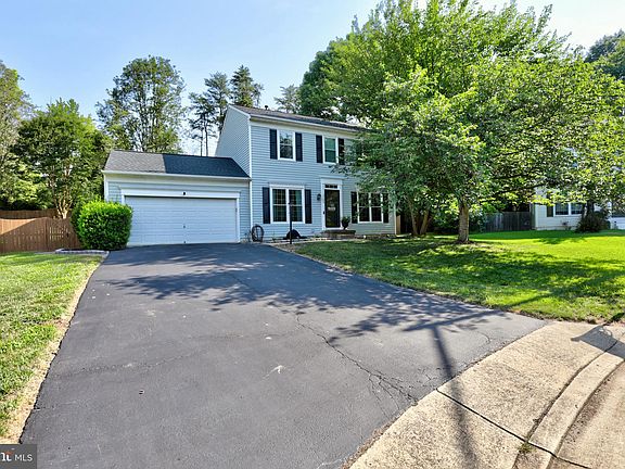2nd image of 5788 Birch White Ct